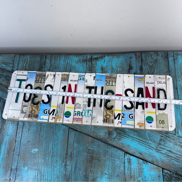 Handmade "Toes in The Sand" Recycled License Plate Wall Art Decor - Picture 9 of 12